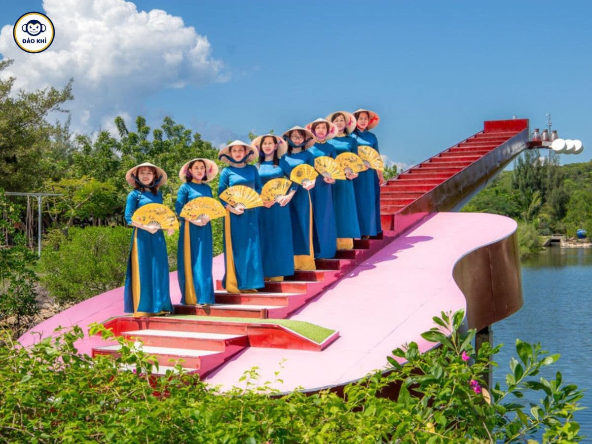 Đảo Hoa Lan Nha Trang