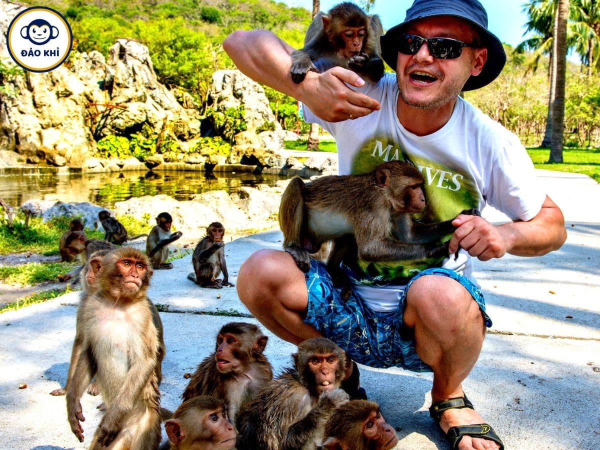 tour đảo khỉ đảo hoa lan nha trang