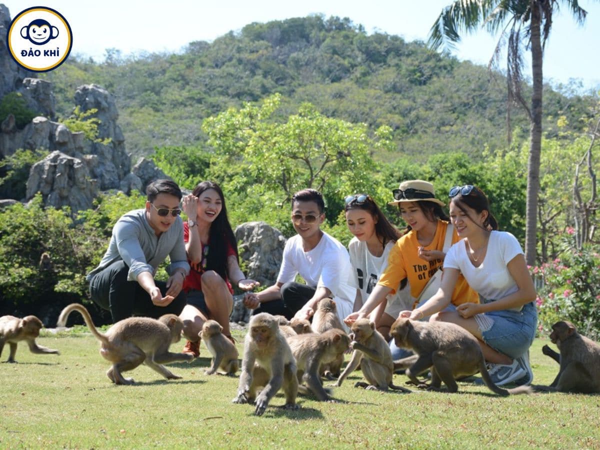 tour đảo khỉ đảo hoa lan nha trang
